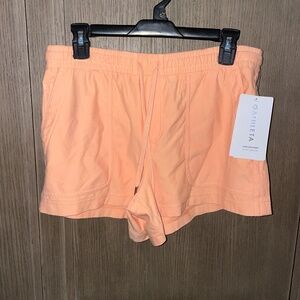 Atheleta Farallon short size Medium NWT